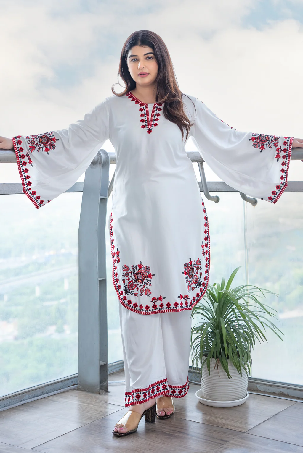 White Red Embroidered Bell-Sleeve Suit Set