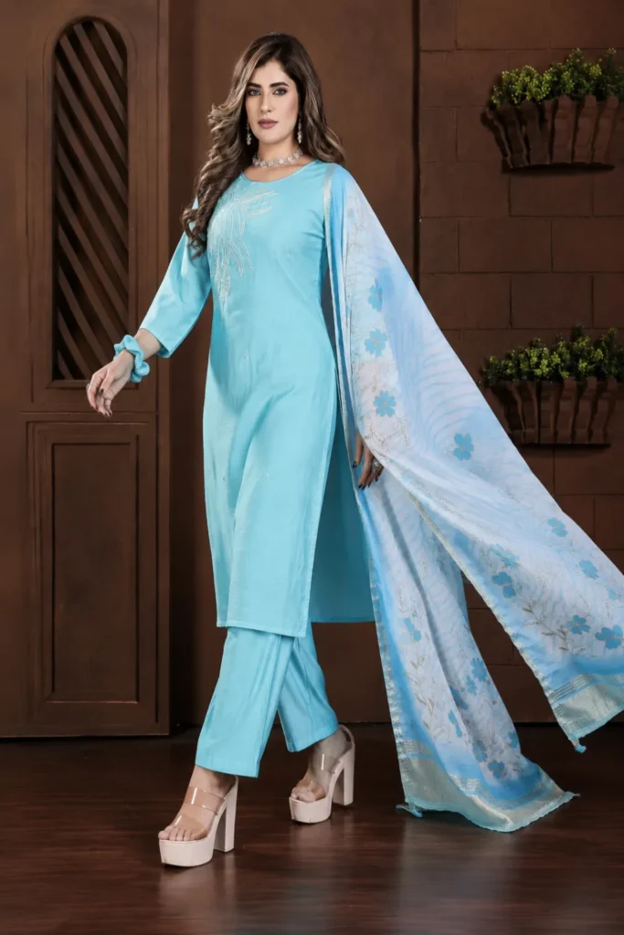 Aarnik-Ethnics-Light-Blue-Embroidered-Kurta-Set
